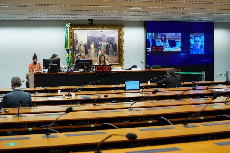 Por um voto CCJ rejeita proposta sobre impeachment de ministro do STF